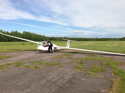 Oippa lähdössä lennolle 777:lla